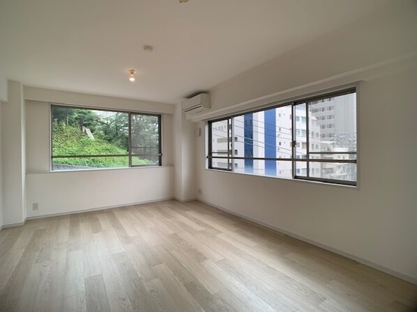 プライムアーバン赤坂の物件内観写真